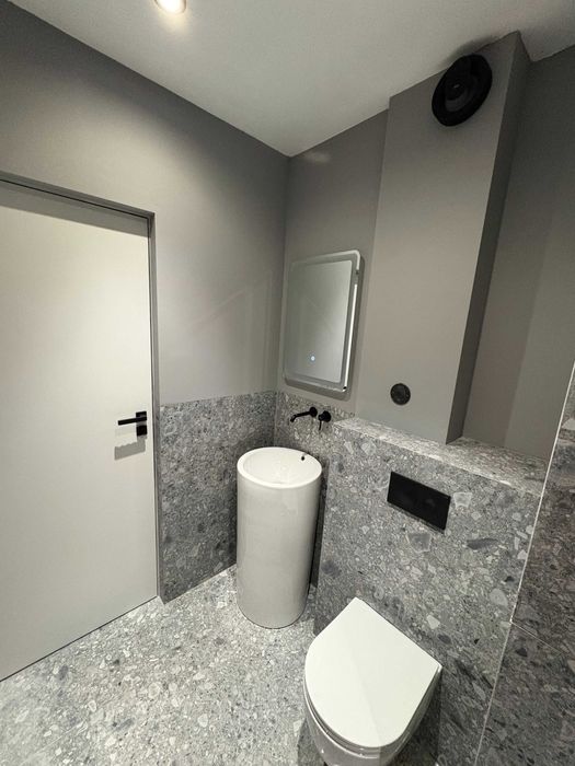 Продава се Тристаен апартамент в София, м-т Гърдова глава - 100 кв.м за 2700 €/кв.м - Снимка #1