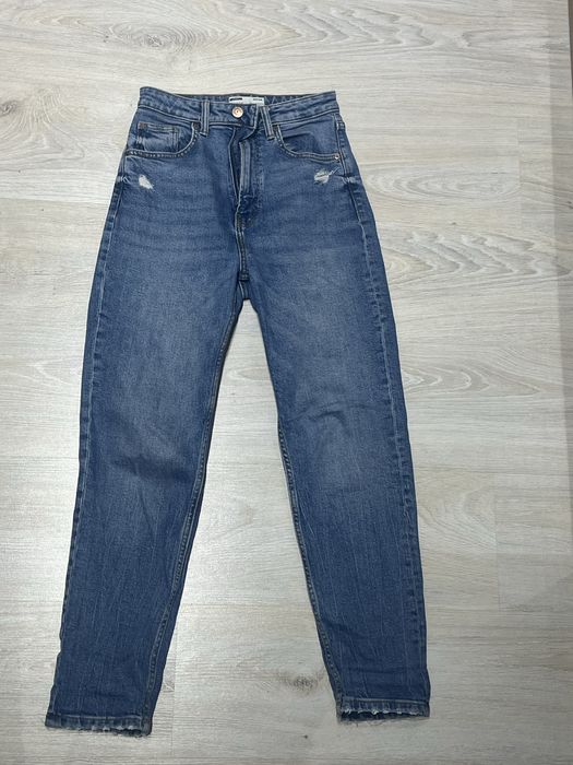 Дънки Bershka 36 размер