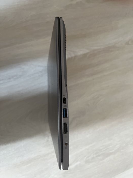 Продам ноутбук+сумка+мышка