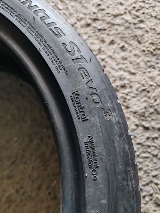 2 anvelope 235 40 19