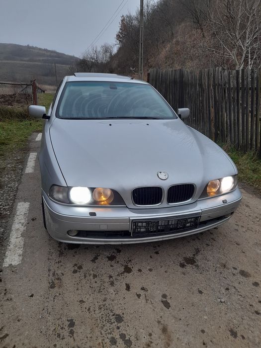 Dezmembrez bmw e39