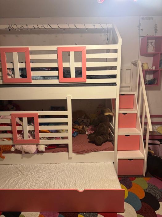 Pat etajat din lemn masiv