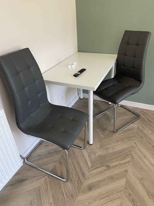 Scaune bucatarie stare noua 5 buc