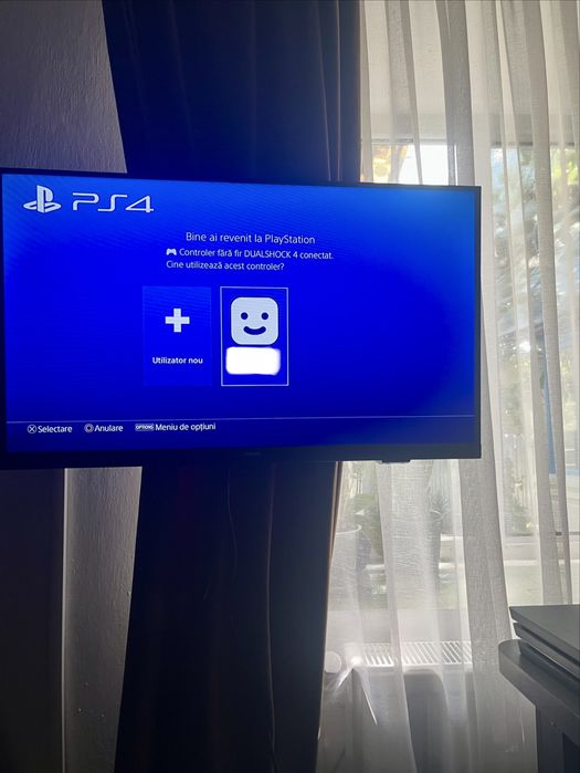 Play station 4 pro 1tb