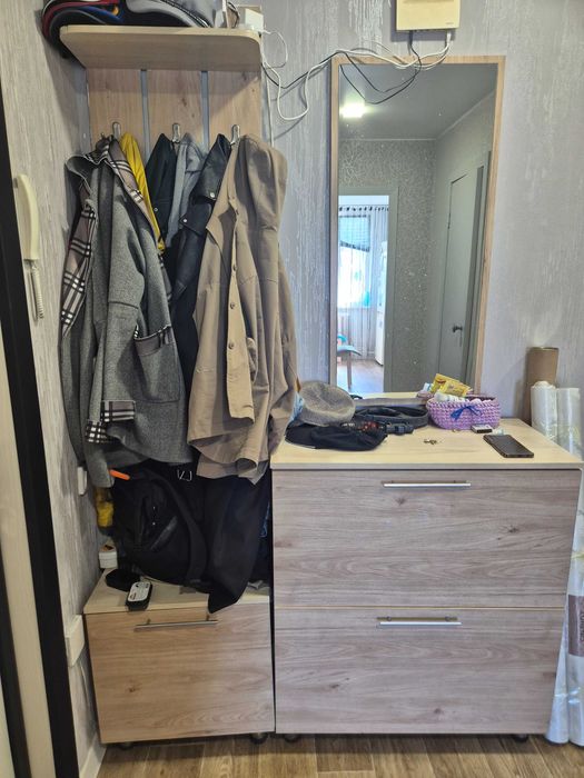 Продам шкафы в прихожую