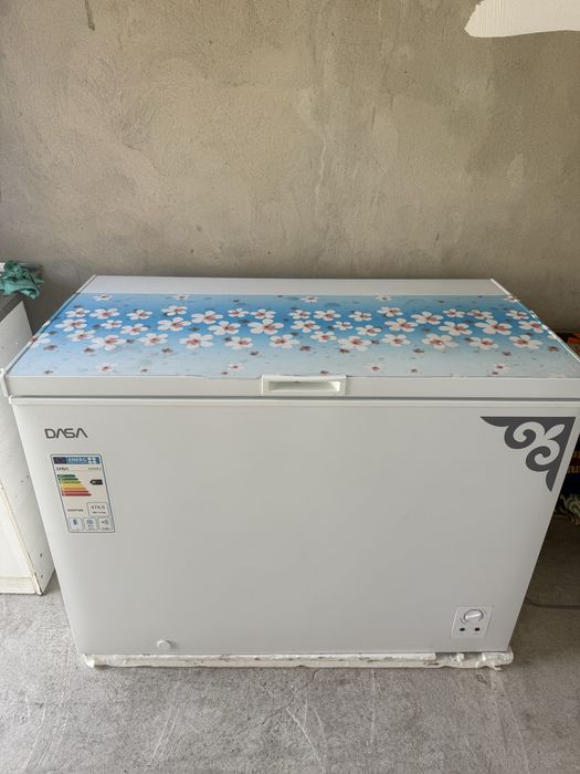 Продам морозильник