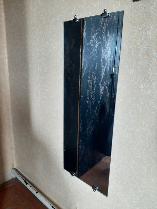 Настенные зеркала