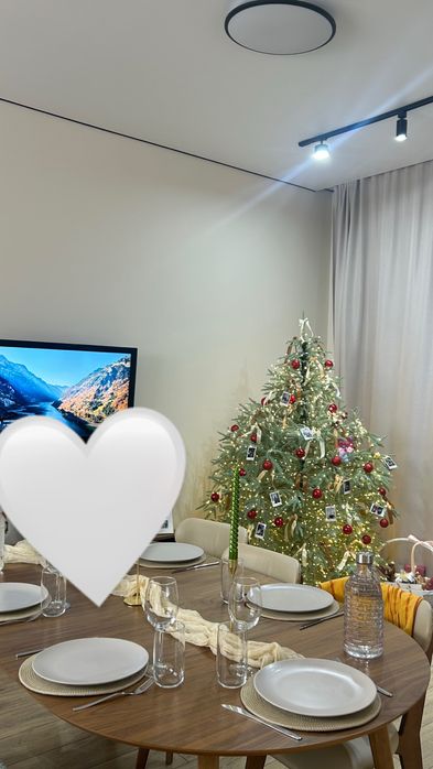 Продам искусственную елку