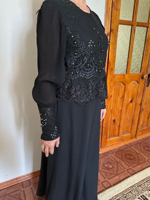 Платье 10000тг продам