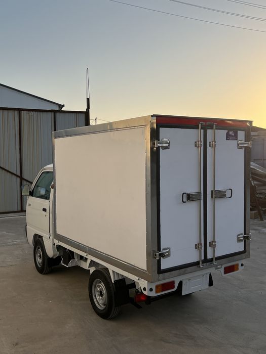 Labo avtomobillariga butka izotermik kuzov furgon xolodelnik