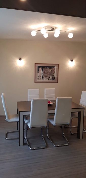 Дава се под наем Двустаен апартамент в Плевен, Идеален център - 78 кв.м за 433.5 € - Снимка #1