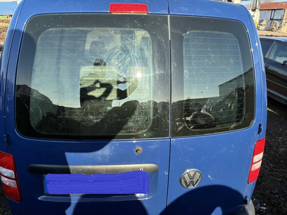 Автомобил Фолксваген Кади