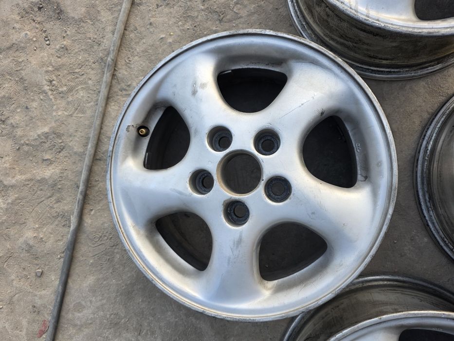 Диски на Camry 10-40