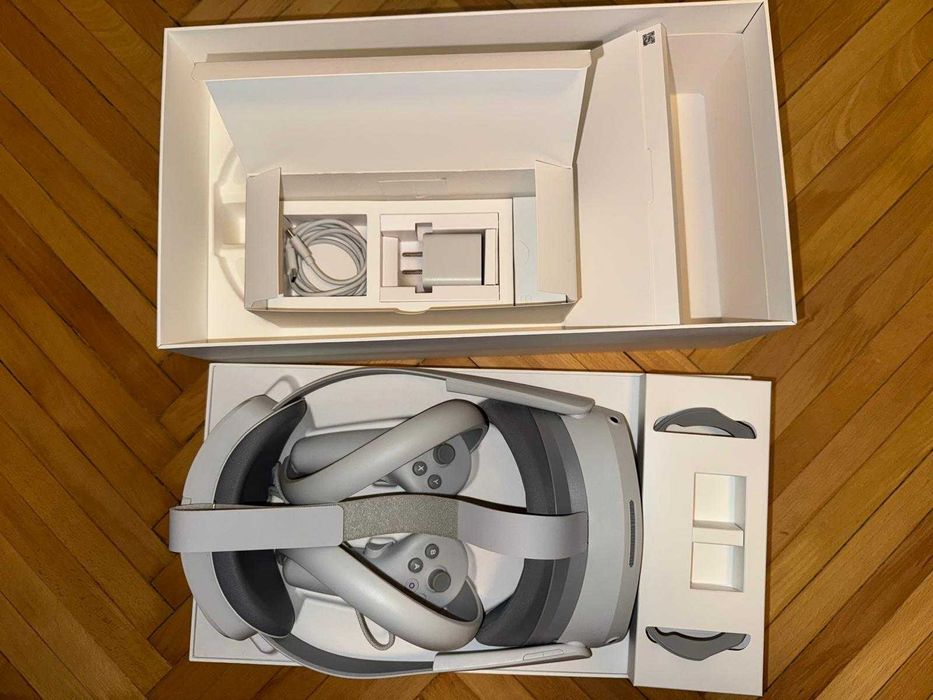 Vanzare ochelari VR Pico 4 128GB