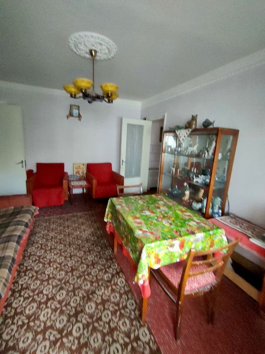 Piața Mioriței, ap. 2 camere, et.3.