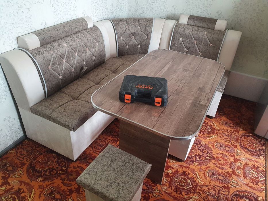 Кухиний уголок. .