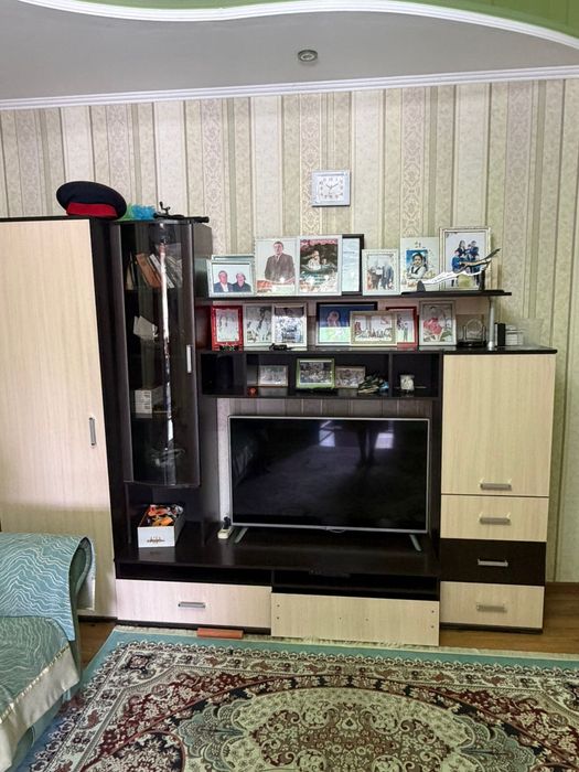 Продам  гарнитур