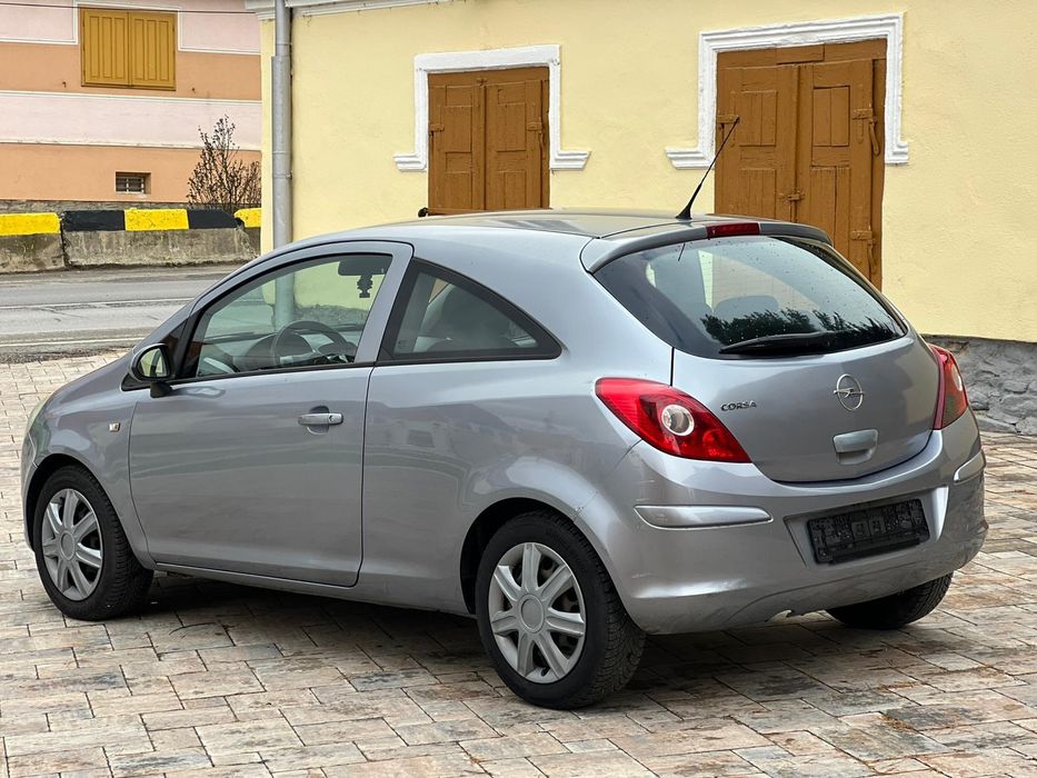 Piese motor 1.2 XEP cutie bara haion punte abs far ușa Opel corsa D