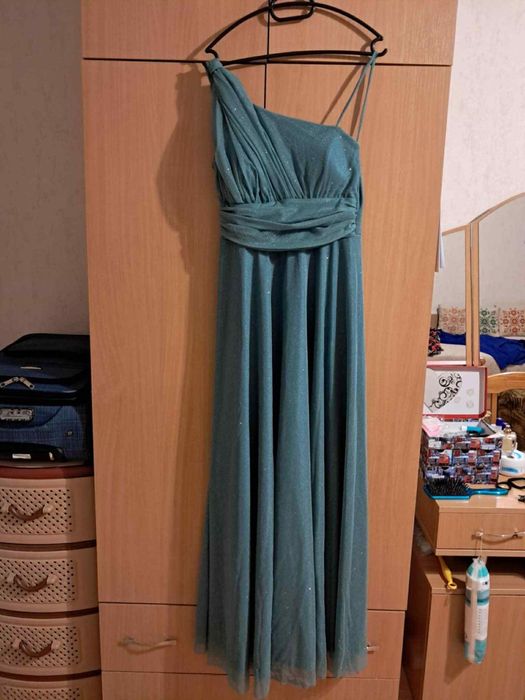 3 модела официални рокли