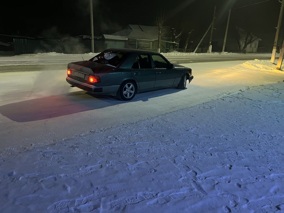 Продам мерседес 124