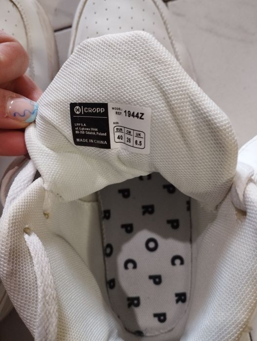 Обувки Puma и Cropp