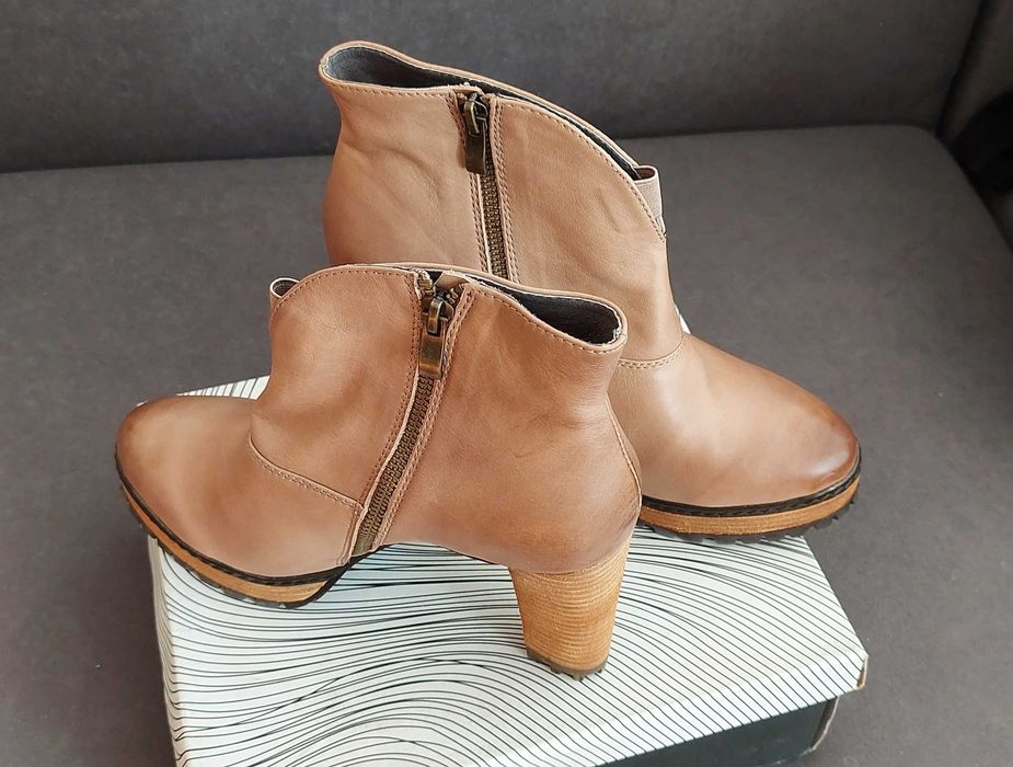 Дамски боти, естествена кожа, р-р 39, НОВИ