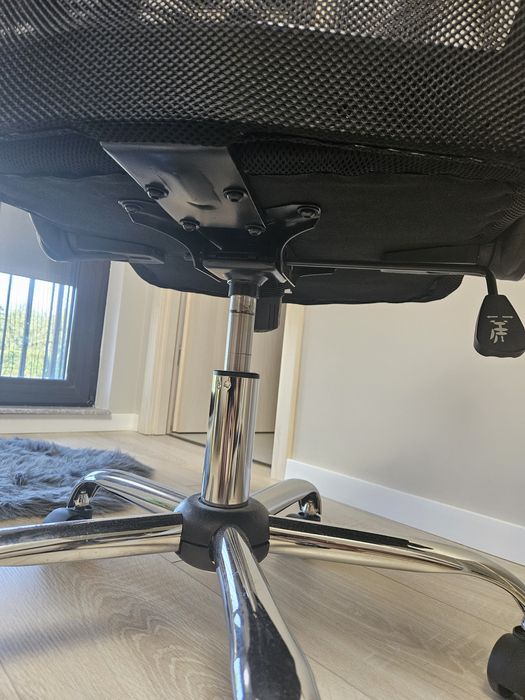 Scaun ergonomic birou