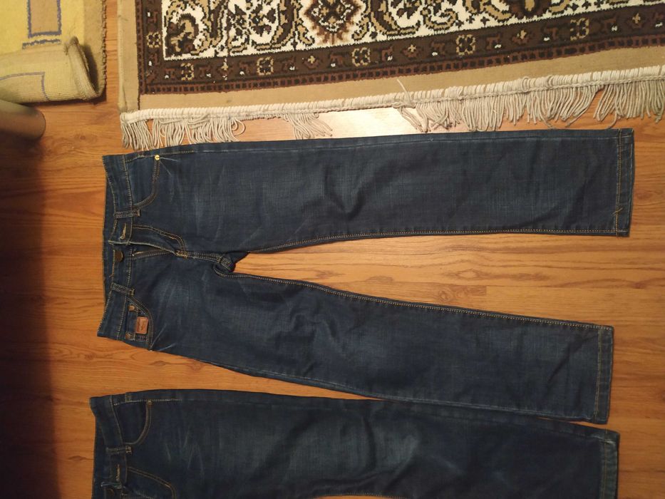Продам джинсы подростковые
