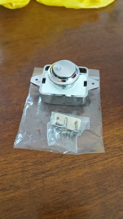 Мебелна ключалка-Push Lock