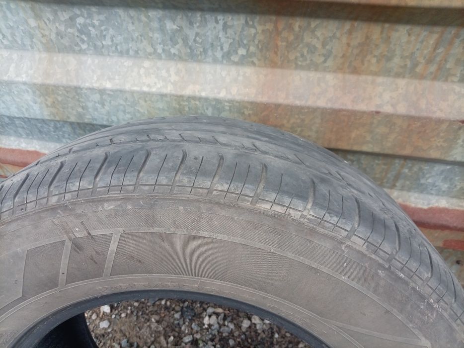 Продам шины на Прадо