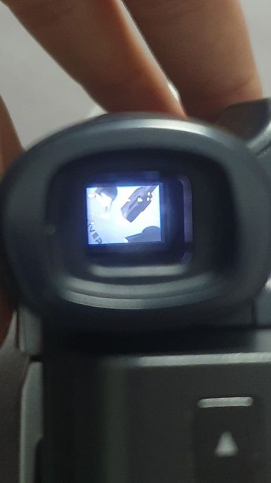 Продам видеокамеру Samsung