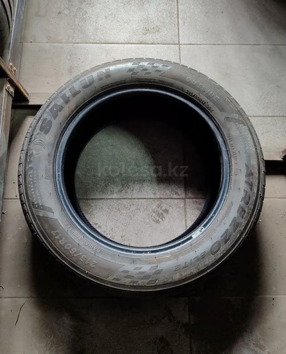 Летние шины 215/60/17 привозные