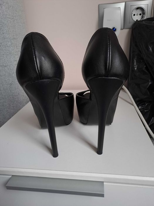 Официални дамски токчета