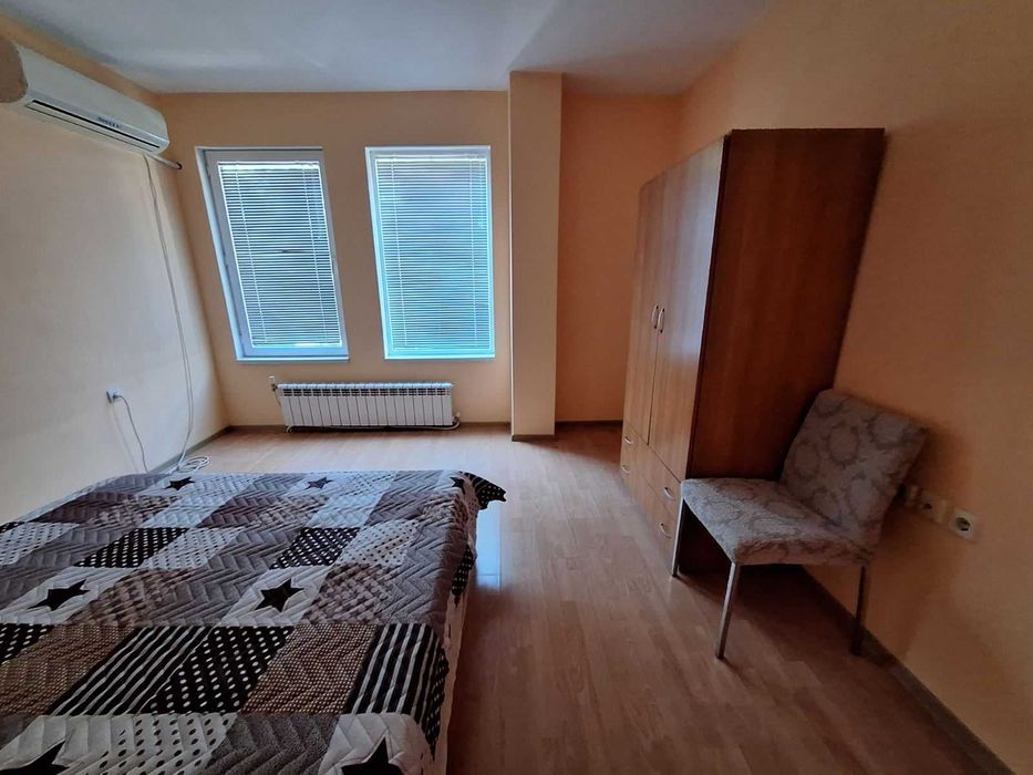 Дава се под наем Тристаен апартамент в Русе, Център - 75 кв.м за 306 € - Снимка #5