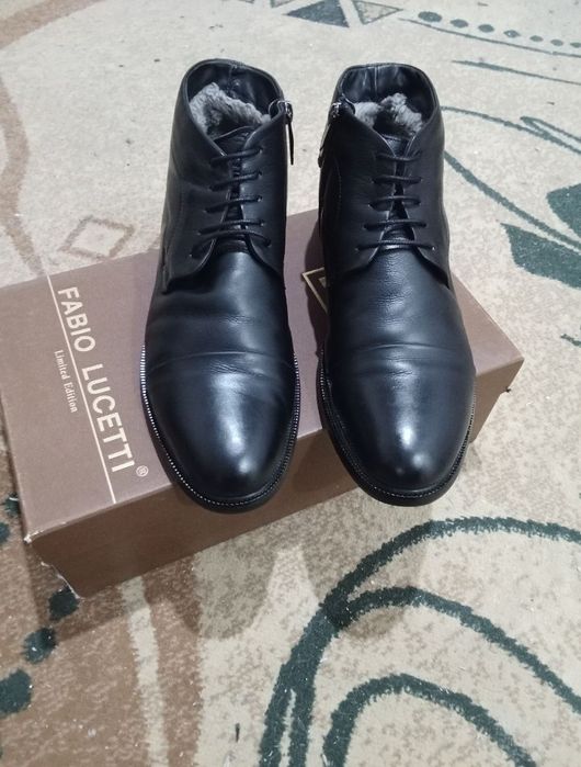 Продаётся мужская обувь