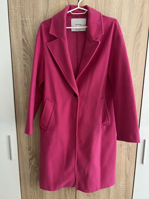 Розово палто Bershka