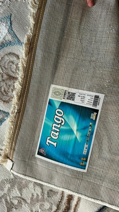 Продам ковры новый  3-4 м . 2-3 м