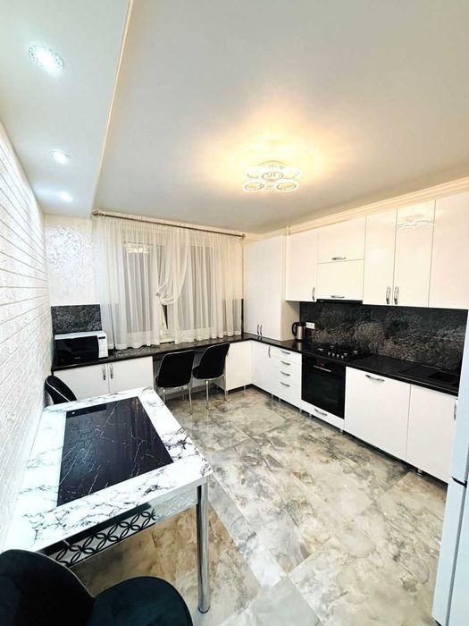 Дава се под наем Двустаен апартамент в София, Кръстова вада - 70 кв.м за 423.81 € - Снимка #3