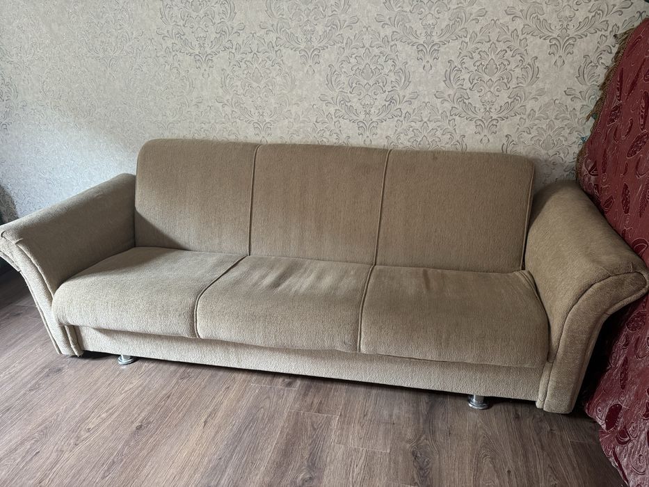 Диван, 2 та кресла б/у 500 000 минг сум