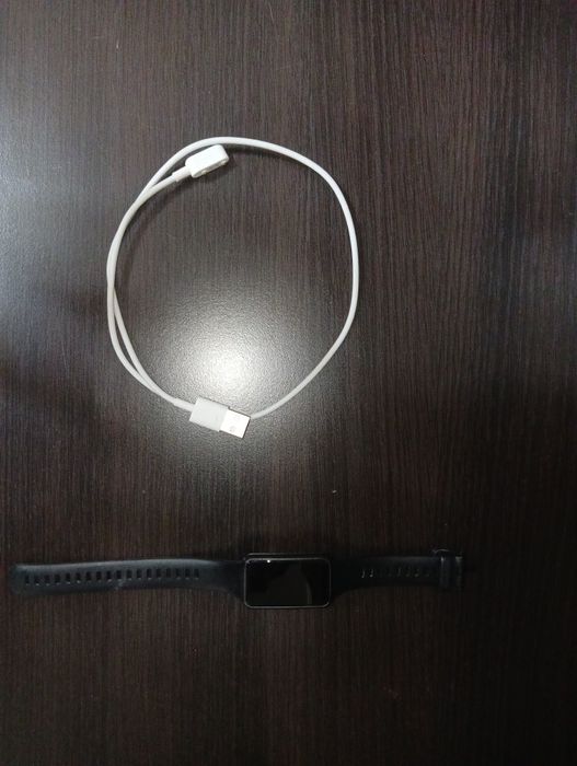 Смарт часы HUAWEI Band 7-900