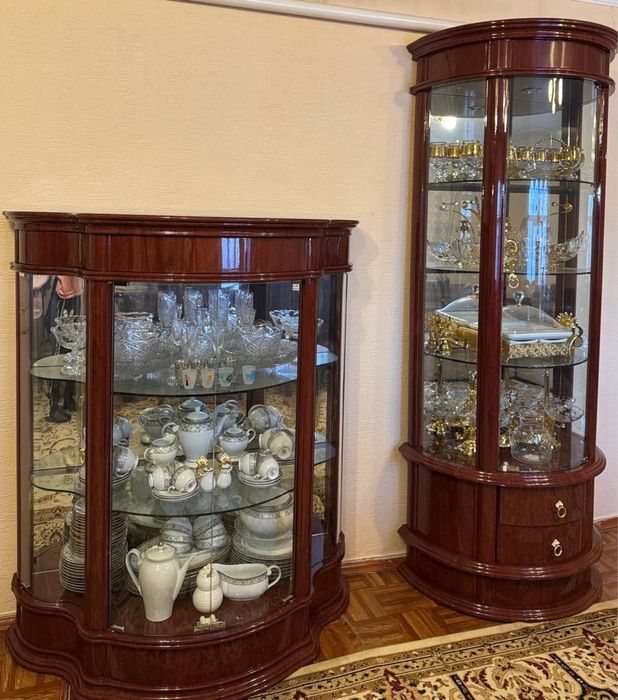 Сервант -  горка