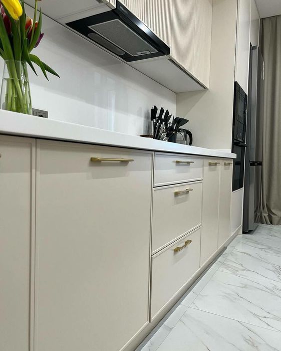 Oshxona mebeli kuxonniy