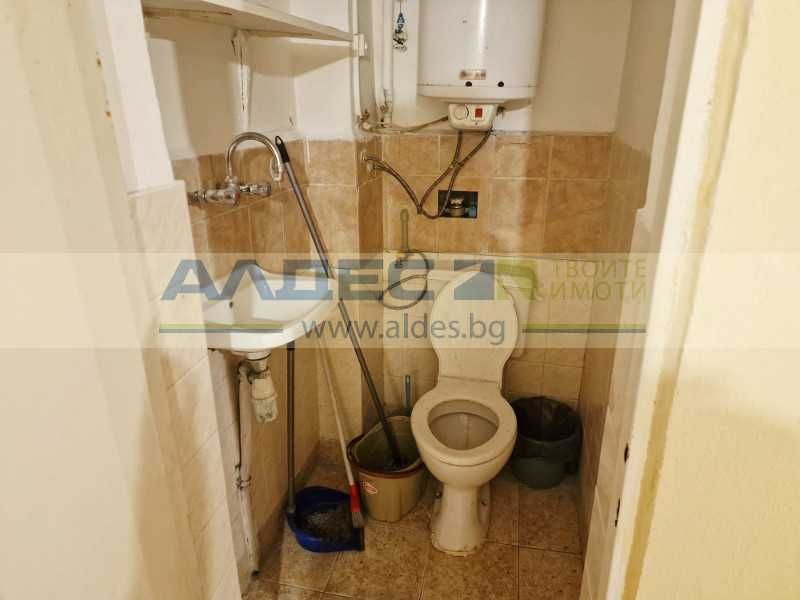 Дава се под наем Заведение в София, Център - 115 кв.м за 900 € - Снимка #3