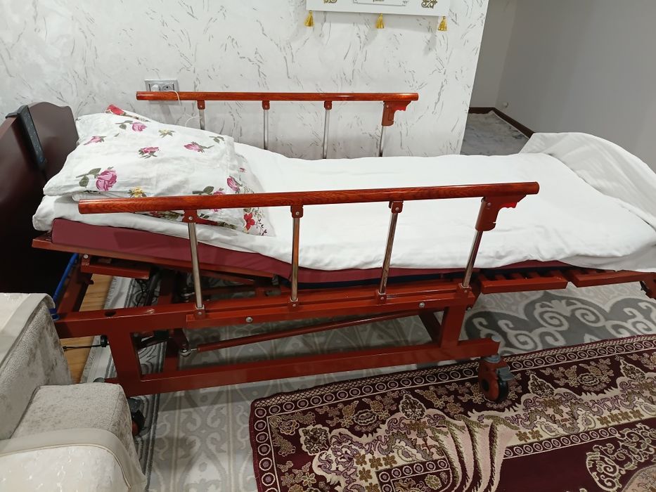 Кровать для лежачих