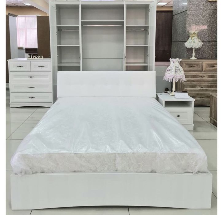 Продам спальный гарнитур белорусская