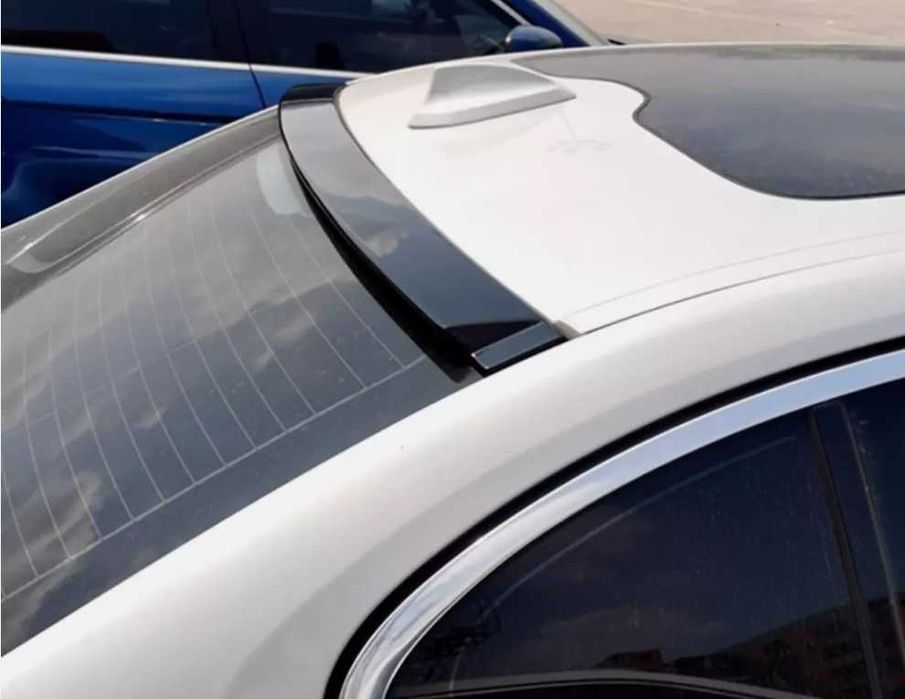 Eleron Lunetă BMW F10 - ABS Negru Lucios