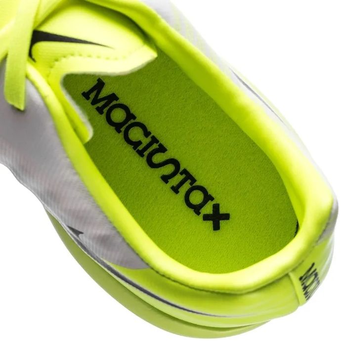 Футболни стоножки Nike Magista X Onda II TF - 42.5