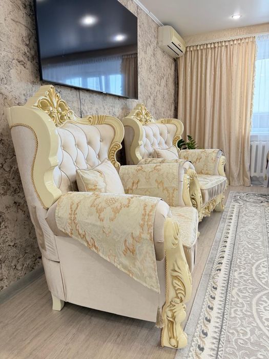 Мягкий уголок для гостинной