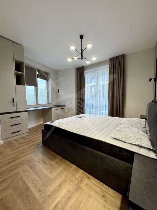 Продава се Двустаен апартамент в Пловдив, Остромила - 85 кв.м за 921 €/кв.м - Снимка #4
