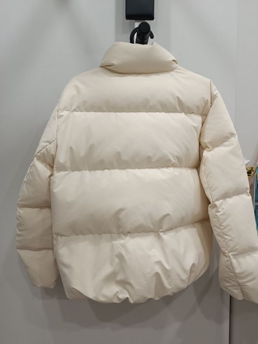 Куртка пух производство Юникло